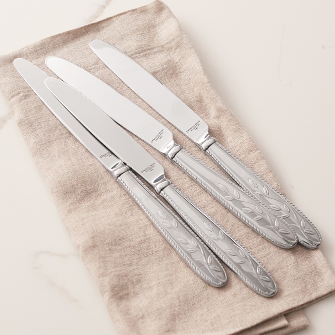 Amalia Flatware - Dinner Knives (4)