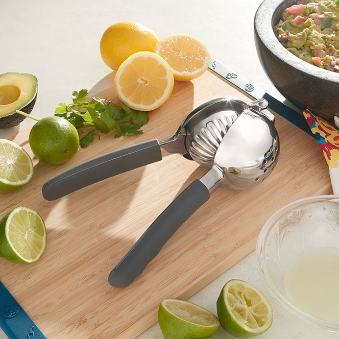 Culinario Series® Tools - Citrus Press